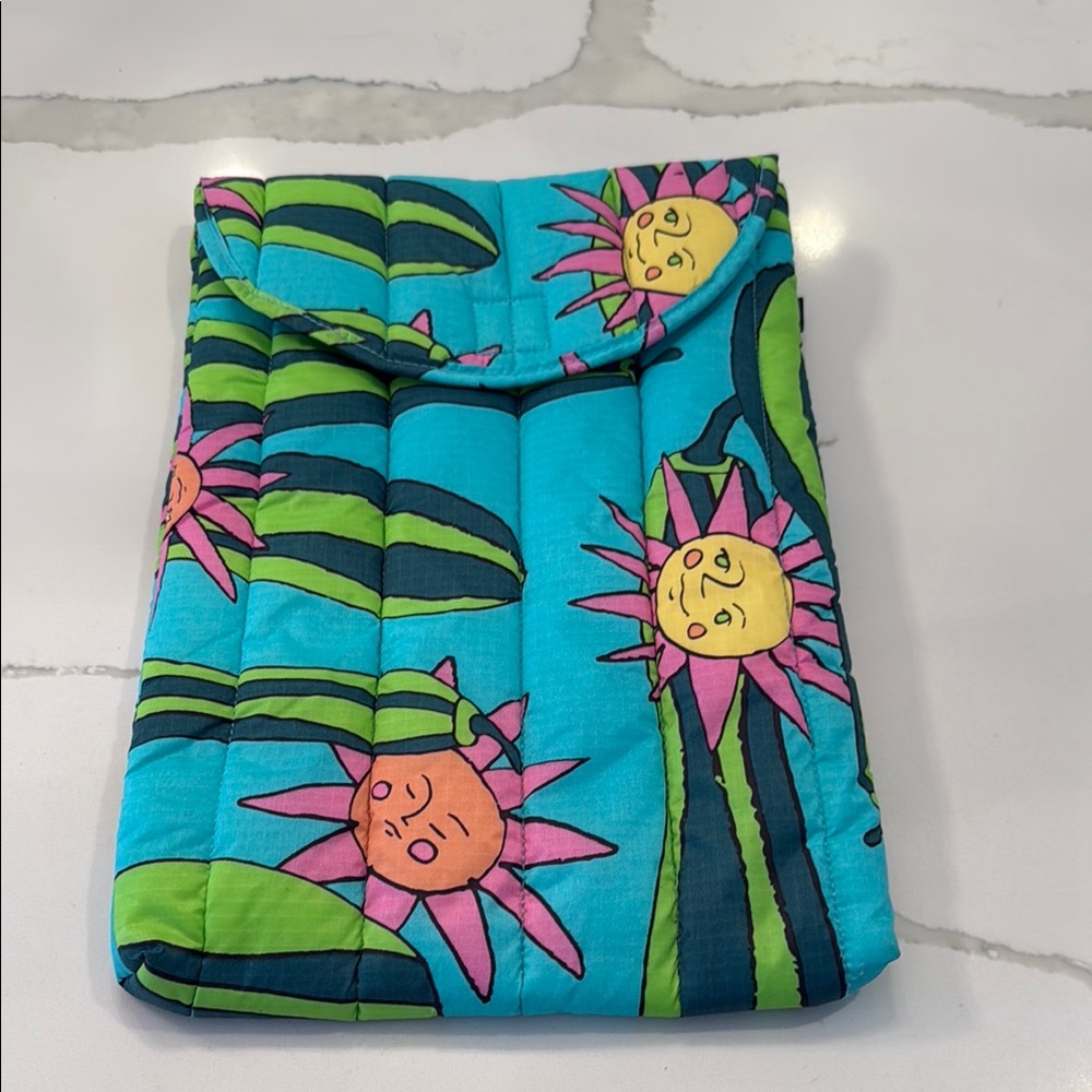 Baggu Colorful Floral Quilted Pouch for 15 Inch Laptop